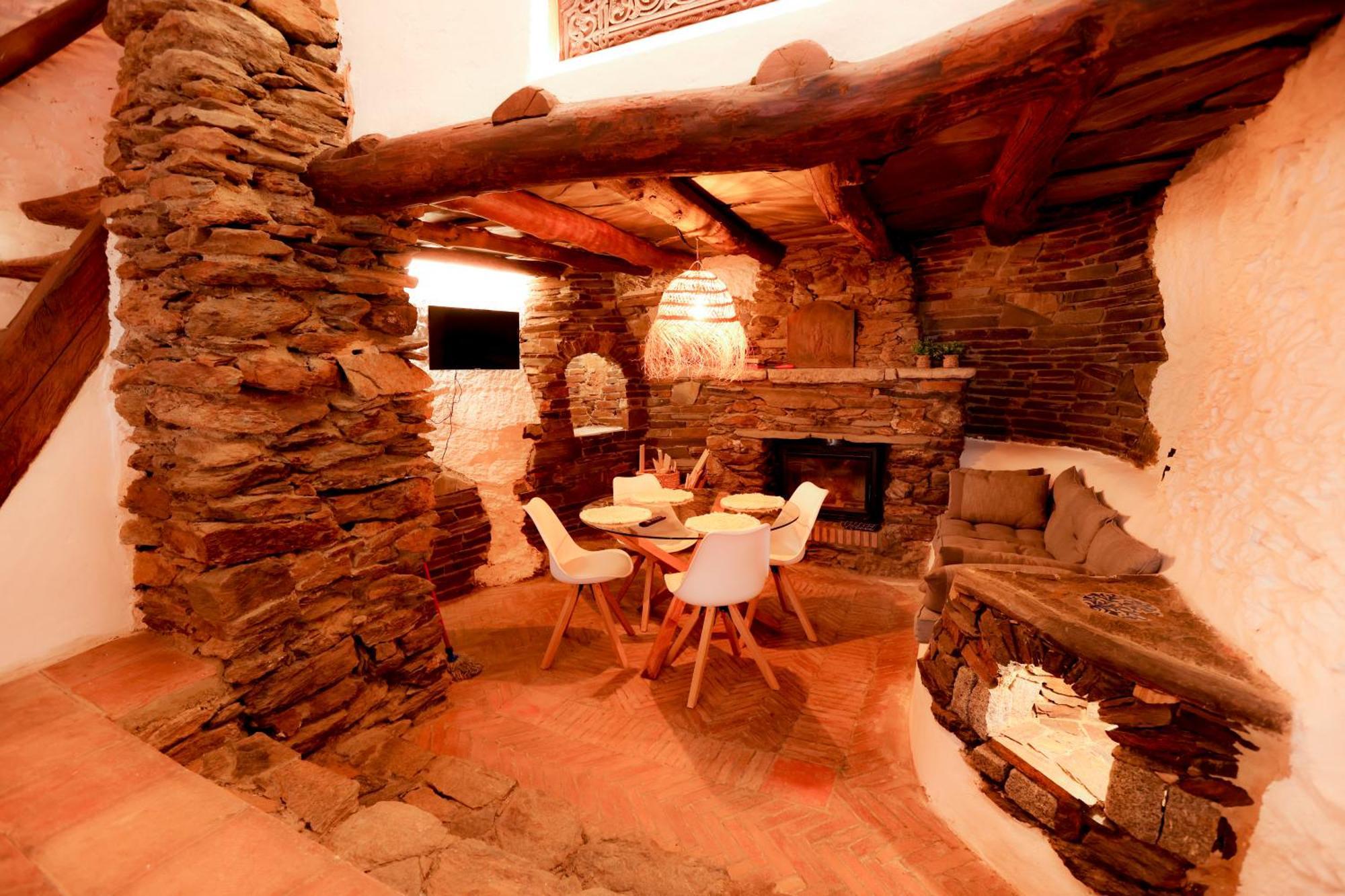 Casa De Los Titeres Pitres المظهر الخارجي الصورة